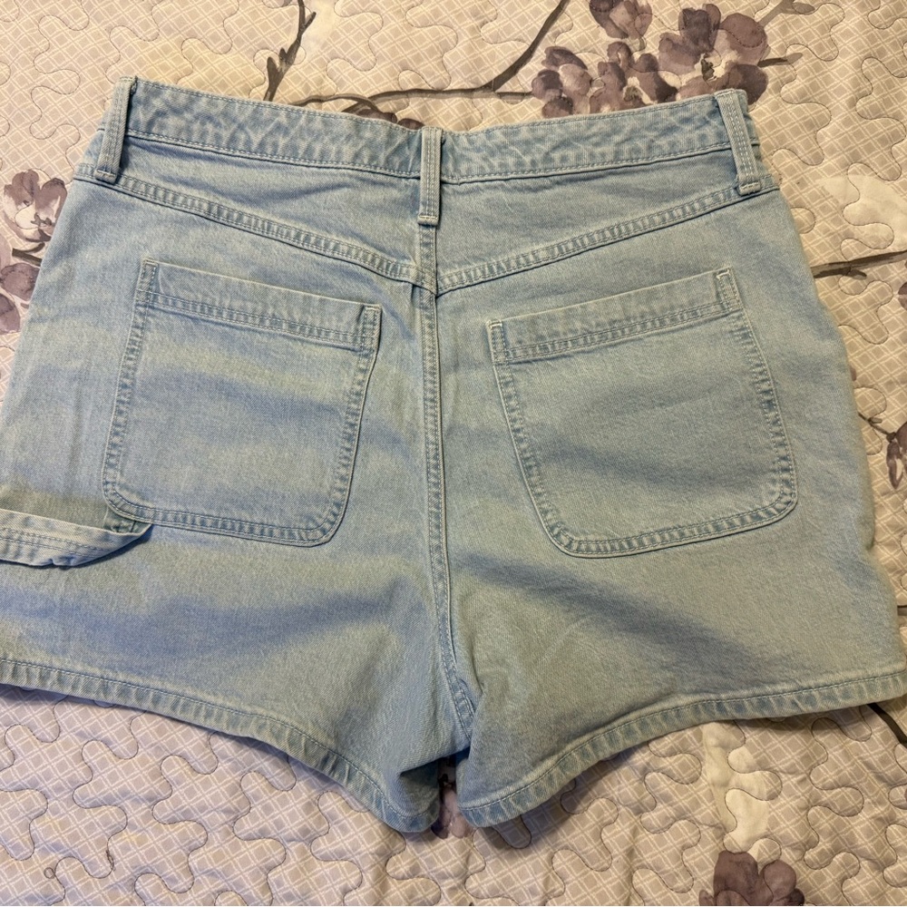 Highest Rise Midi Short - Picture 2 of 3